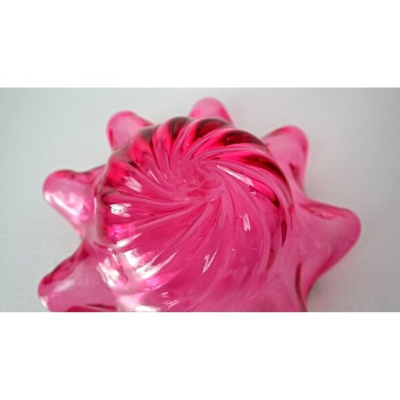 Vintage Cranberry Hand Blown Glass Ruffled Bowl Candy Dish Centerpiece - Picture 4 of 6